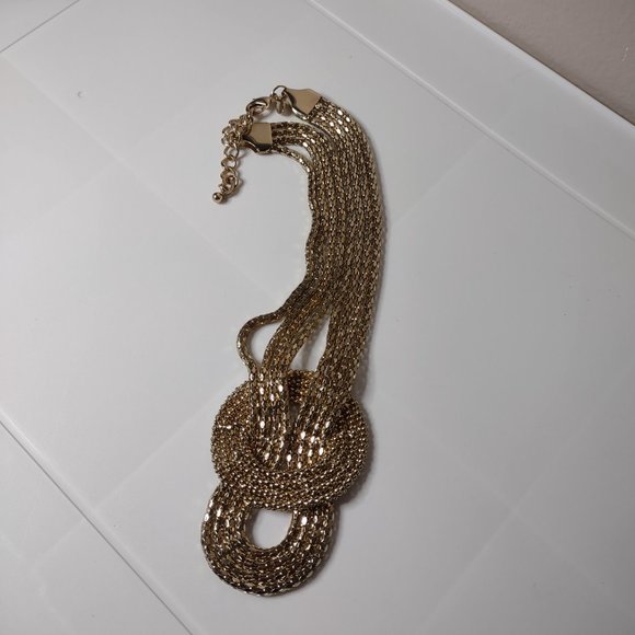 Cute Lightweight Gold Tone Knot Necklace Adjustable 15.5 To 18 Inches Long - Picture 2 of 13